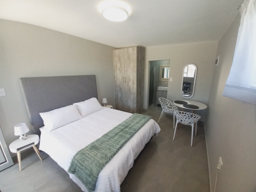 5 Bedroom Property for Sale in Dana Bay Western Cape